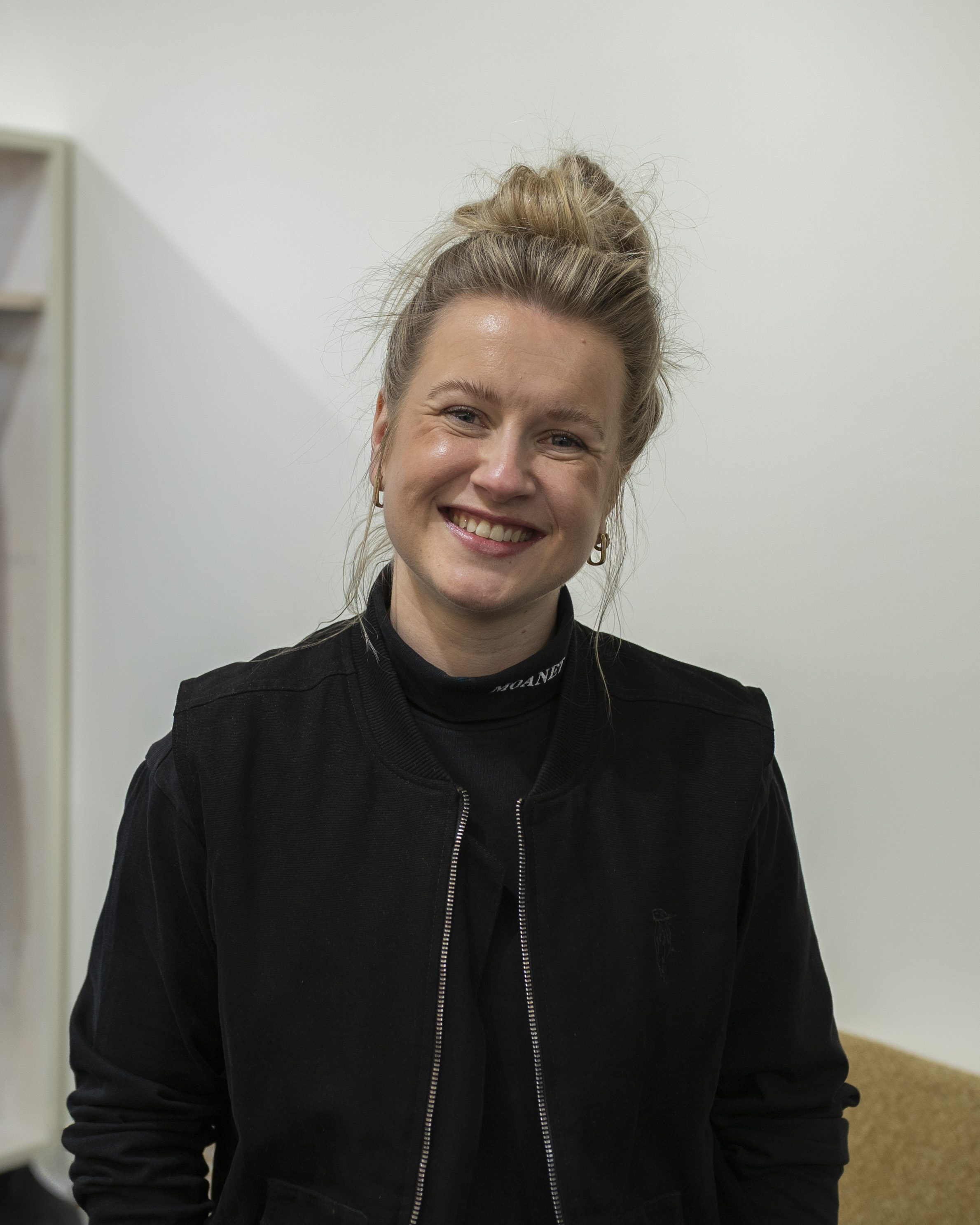 LISA MOLL